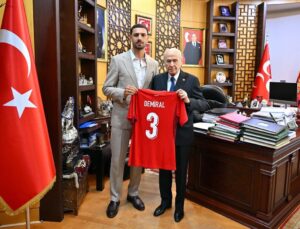 <a href="/spor/">SPOR</a>