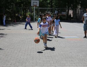 <a href="/spor/">SPOR</a>