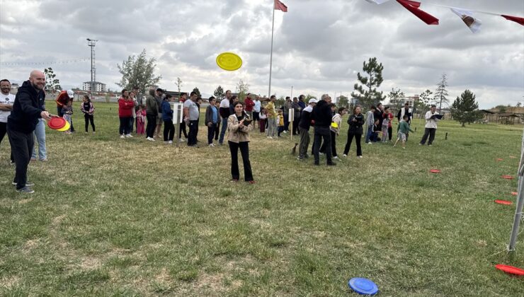 Afyonkarahisar’da 50 aile doğayla iç içe kampta buluştu