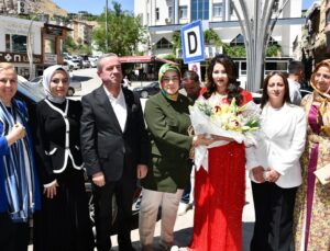 AK Parti’den Hakkari’de barış iklimi vurgusu
