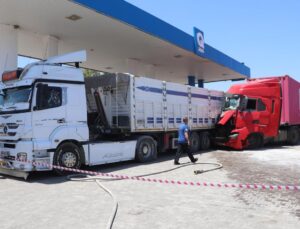 Arı sokması felaketi getirdi: Akaryakıt istasyonuna böyle daldı