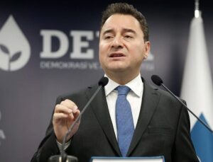 Babacan’dan sürpriz çıkış: 5 bakanı arayıp tebrik ettim
