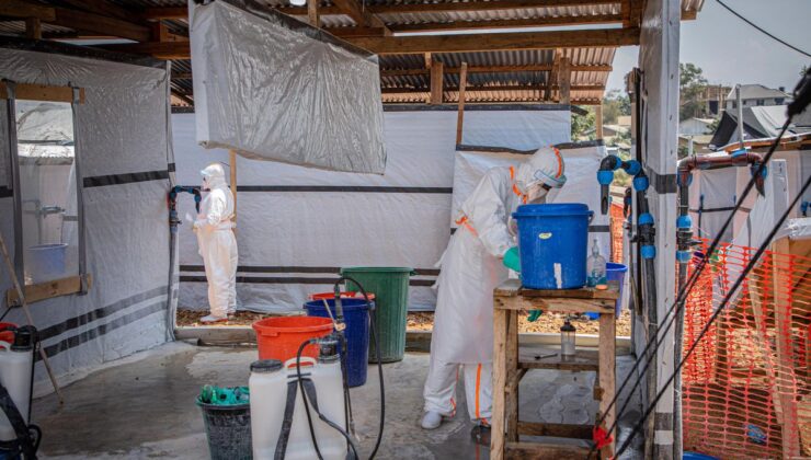 Bm: Kongo’da Yerinden Edilmiş Kişilerin Kaldığı Kamplardaki Koşullar Ebola Riskini Artırıyor