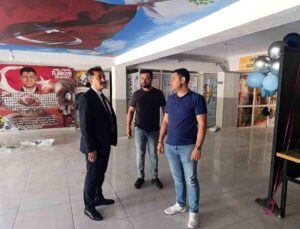 Bolvadin’de ki okullarda bakım ve onarım çalışmaları sürüyor