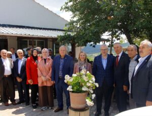 Bozcaarmut’ta 16. Hayır Günü coşkusu