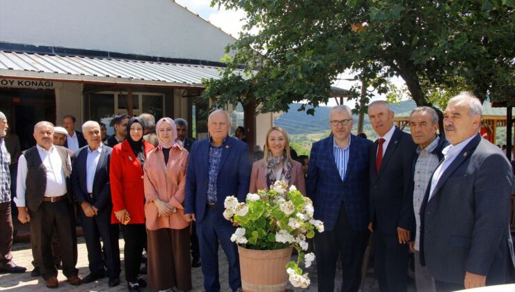 Bozcaarmut’ta 16. Hayır Günü coşkusu