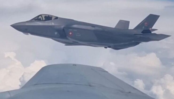Danimarka’nın F-35 uçağına havada yakıt ikmali
