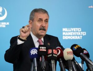 Destici’den Filenin Sultanları’na tebrik
