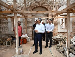 Edirne Valisi Yunus Sezer, Çokalca Camisi’ndeki restorasyonu inceledi