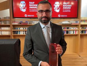 Gazeteci Alican Uludağ gözaltına alındı