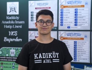 Hafız öğrenciden YKS’de çifte derece