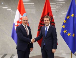Hırvatistan’dan Arnavutluk’un AB Üyeliğine Destek