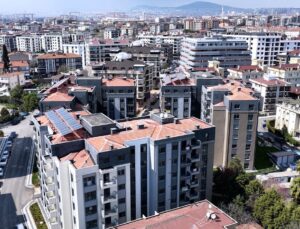 İstanbul Tuzla’da tamamlanan Has Sitesi Kentsel Dönüşüm Projesi’nde hak sahipleri yeni evlerine taşındı