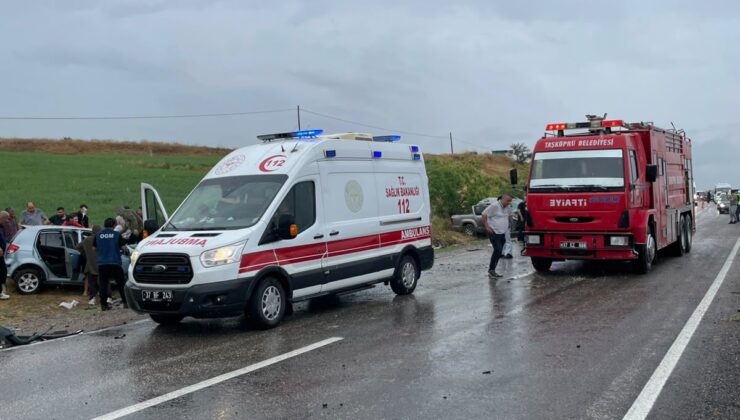 Kastamonu’da 3 aracın karıştığı kazada 1 kişi öldü, 6 kişi yaralandı