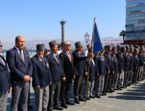 Kıbrıs Barış Harekatı’nın 52. Yılı İzmir’de Anıldı