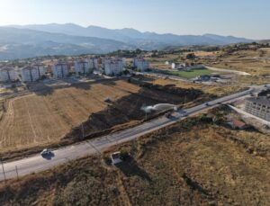 Kütahya Emet’te çıkan 2 yangın söndürüldü