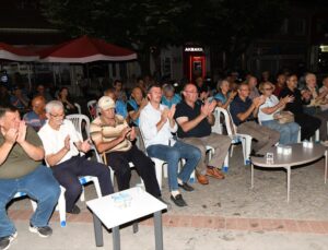 Lapseki’de 3. Şeftali Festivali’nde Üreticilere Tarım Semineri