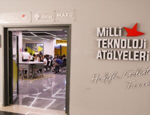 MAKÜ’de TÜBİTAK destekli “Milli Teknoloji Atölyesi Yaz Okulu” başladı