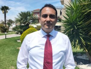 MASTOB Başkanı Süral Manavgat’taki halk plajlarının kamu yararına hizmet etmesi gerektiğini bildirdi