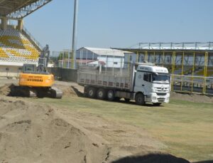 Muş Şehir Stadı’nda kapsamlı yenileme çalışması