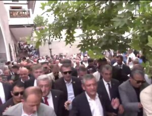 Özgür Özel’den YENİ Parti Açıklaması: Bazı Zorluklar Aşılmadan Doğru Yola Girilemiyor