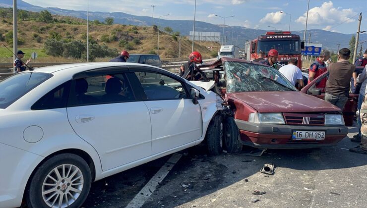 Pamukova’da kaza: 7 yaralı, bebeğin durumu ağır