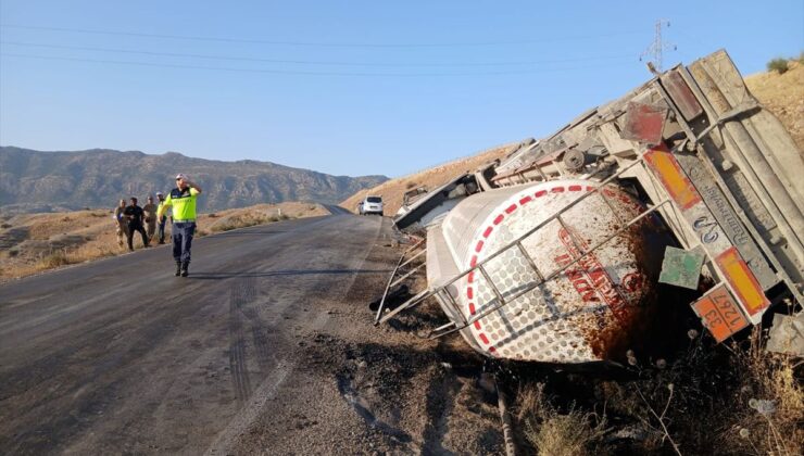 Şırnak’ta devrilen tankerin sürücüsü yaralandı