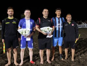 Ünye’de Manyetik Kum Futbolu Turnuvası Heyecanı