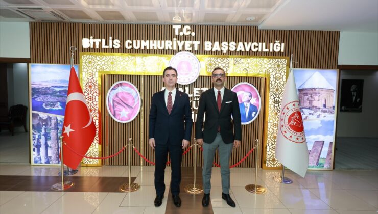 Vali Karakaya, Başsavcı Kandemir’i ziyaret etti