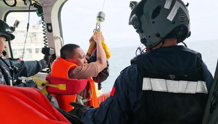 Vietnam’a ait batan geminin 47 mürettebatı Çin tarafından kurtarıldı