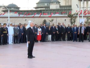 30 Ağustos Zafer Bayramı Taksim’de Törenle Kutlandı
