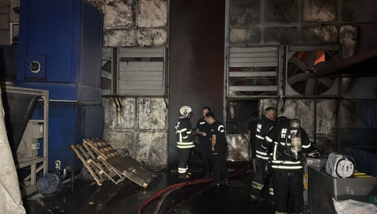 Adana’da Ayakkabı Fabrikasında Yangın Kontrol Altına Alındı