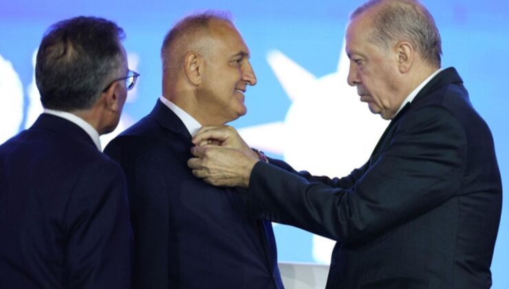 AK Parti’ye geçen Aydın Milletvekili Ömer Karakaş kararının nedenini açıkladı