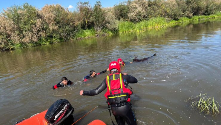 Ardahan’da Çoban Atıyla Geçmek İsterken Kura Nehri’nde Kayboldu
