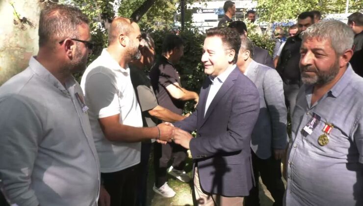 Babacan’dan oturma eylemindeki şehit aileleri ve gazilere destek: Eğer bütçe tarafı gerekçe gösterilerek bir şey yapılmıyorsa, külahımıza anlatsınlar
