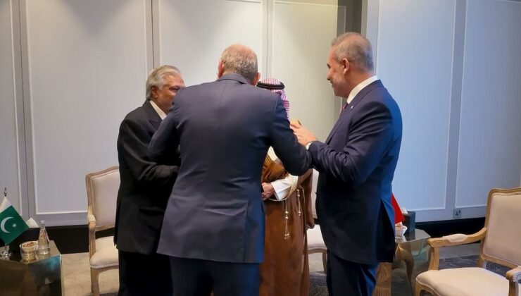 Bakan Fidan, Amman’da Türkiye-Mısır-Pakistan-Suudi Arabistan Dışişleri Bakanları Toplantısı’na Katıldı