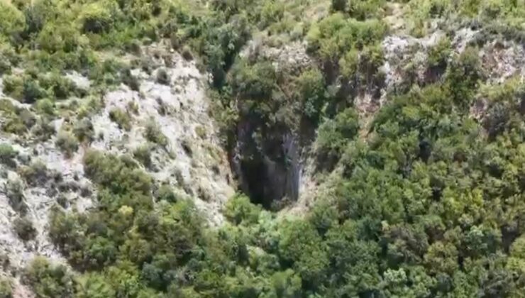 Bartın’daki 147 Metrelik Kadı Harmanı Kokurdanı Dronla Görüntülendi