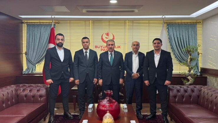 BBP Lideri Destici’den Suriyeli Türkmenlere destek sözü
