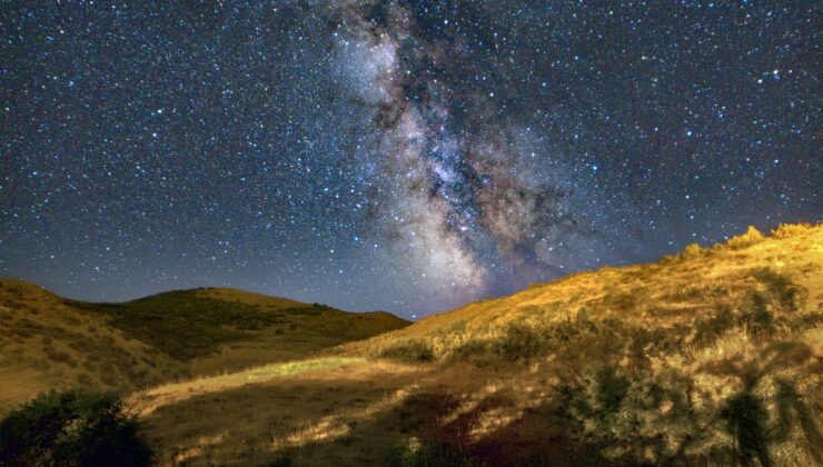 Bitlis’te Perseid Meteor Yağmuru Gözlemlendi