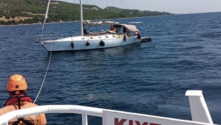 Çanakkale Boğazı’nda Arıza Yapan Tekne Kıyı Güvenliği Tarafından Kurtarıldı