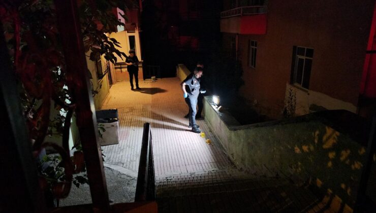 Çorum’da apartman dairesine pompalı tüfekle saldırı düzenlendi