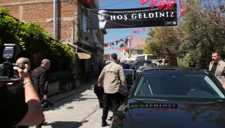 Dervişoğlu, Celal Bayar’ı Anıt Mezarında Andı