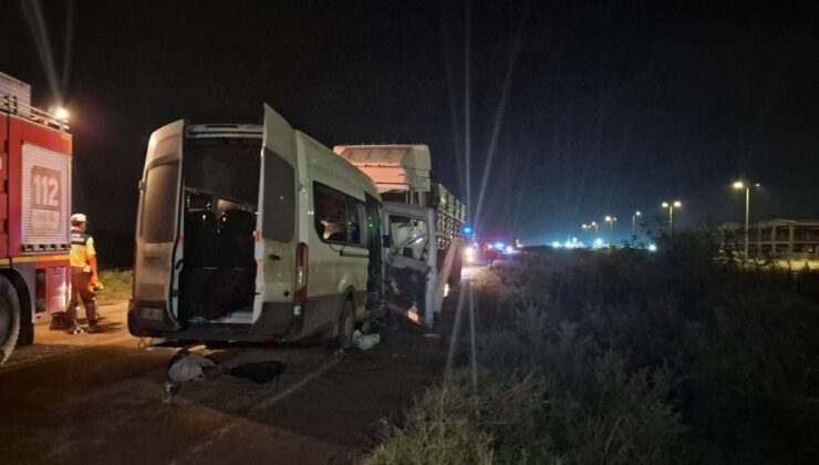 Erzin’de Feci Kaza: 1 Ölü, 14 Yaralı