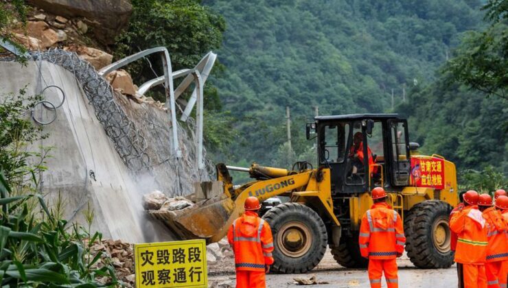 Gansu’nun Longnan kentinde sel kontrolü için 2. seviye acil durum ilan edildi