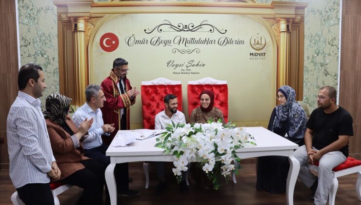 İşitme Engelli Çifte İşaret Diliyle Nikah