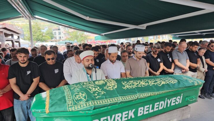 Kameraman Deniz Küçükler Son Yolculuğuna Uğurlandı