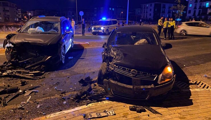 Kırklareli’nde otomobil ile SUV tipi araç çarpıştı, 8 kişi yaralandı