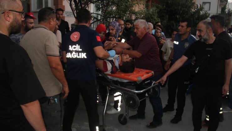 Konya’da Kamyonet Faciası: Sıkışan Kişi Yaralandı
