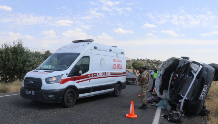 Lice’de Minibüs Kazası: 3 Ölü, 11 Yaralı