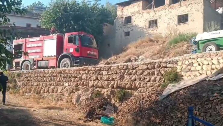 Malatya’da bahçe yangını yerleşim yerine sıçradı; 2 ahır, 1 ev zarar gördü